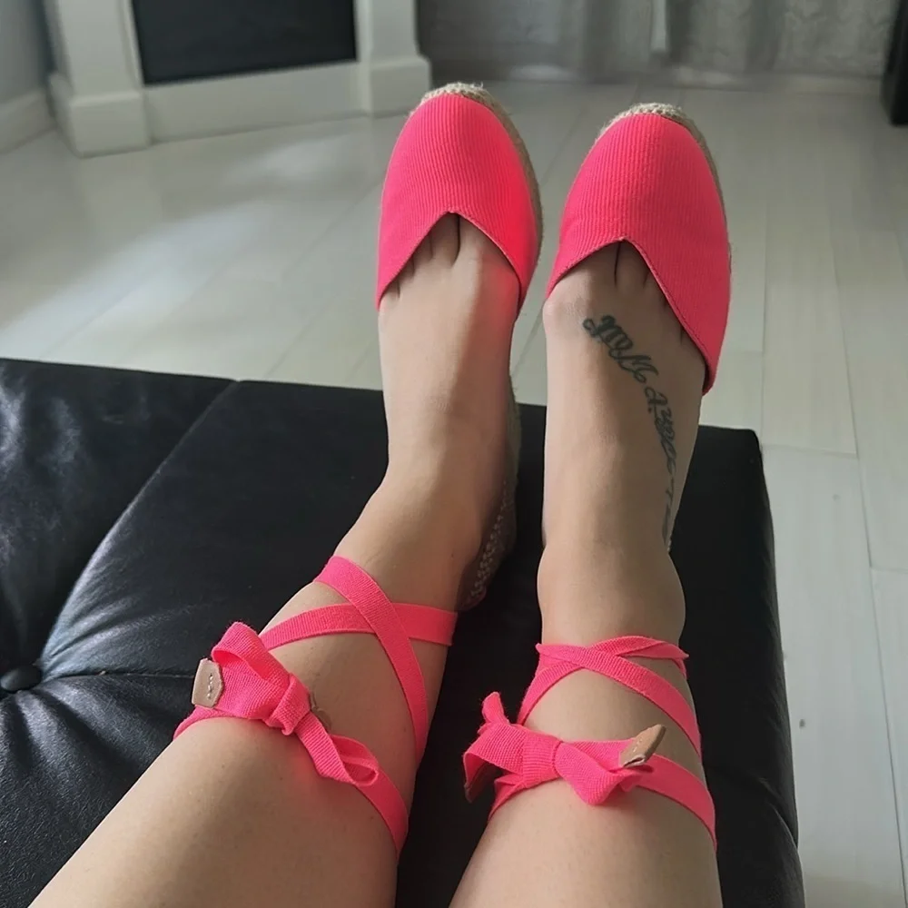 Castaner Espadrilles Wedges Sandals Wrap Around Shoe Lace Up Neon Pink Size US 9